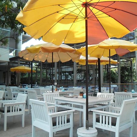 Long Beach Cha-Am Hotel Экстерьер фото