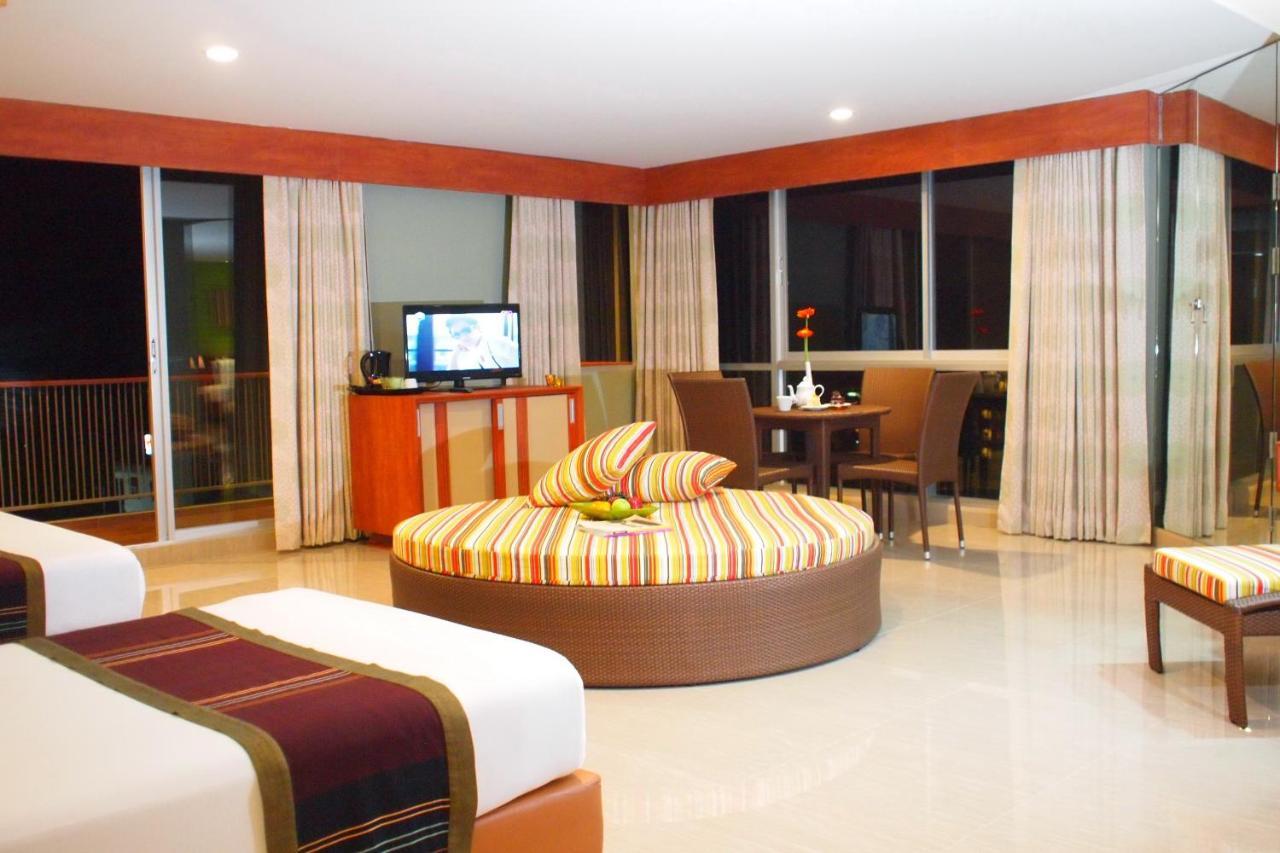 Long Beach Cha-Am Hotel Экстерьер фото