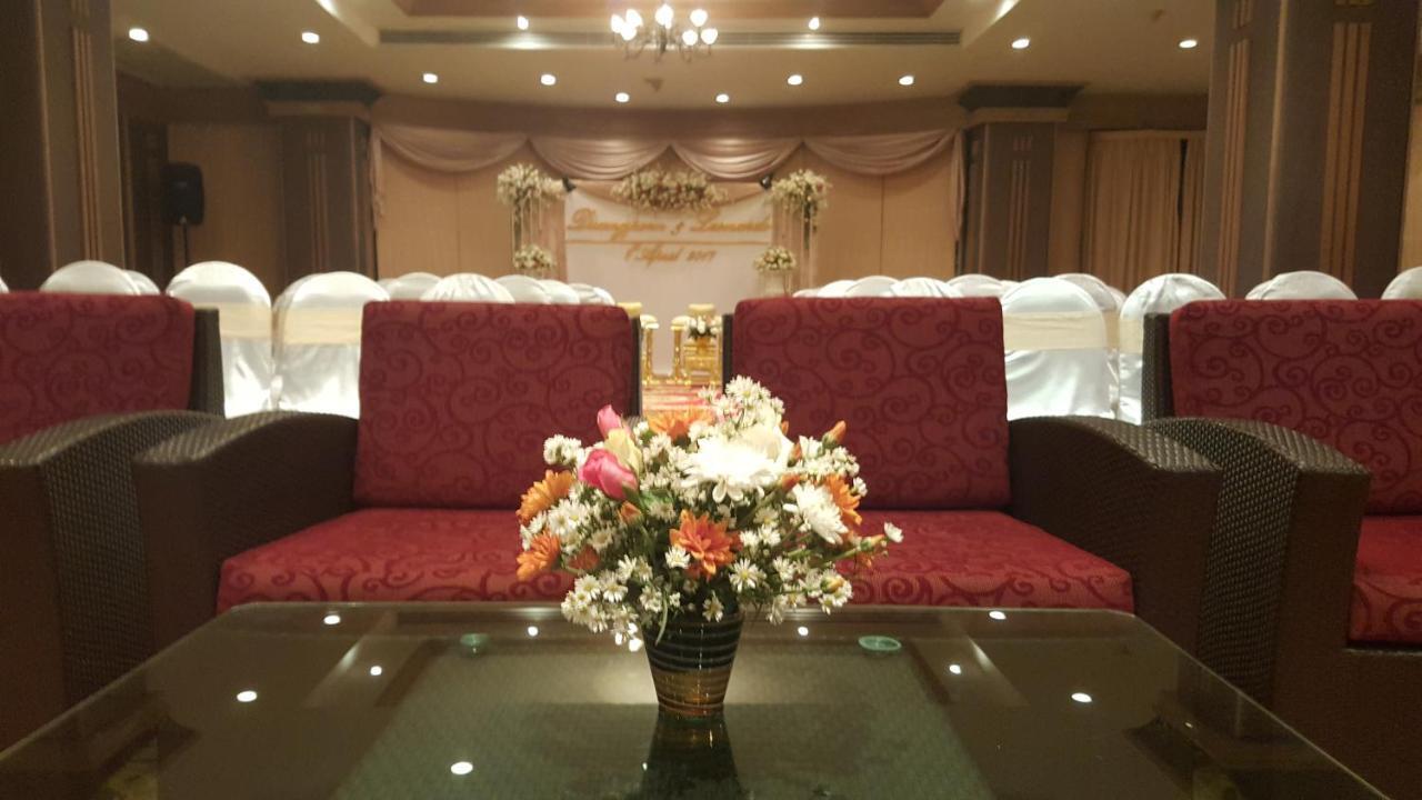 Long Beach Cha-Am Hotel Экстерьер фото