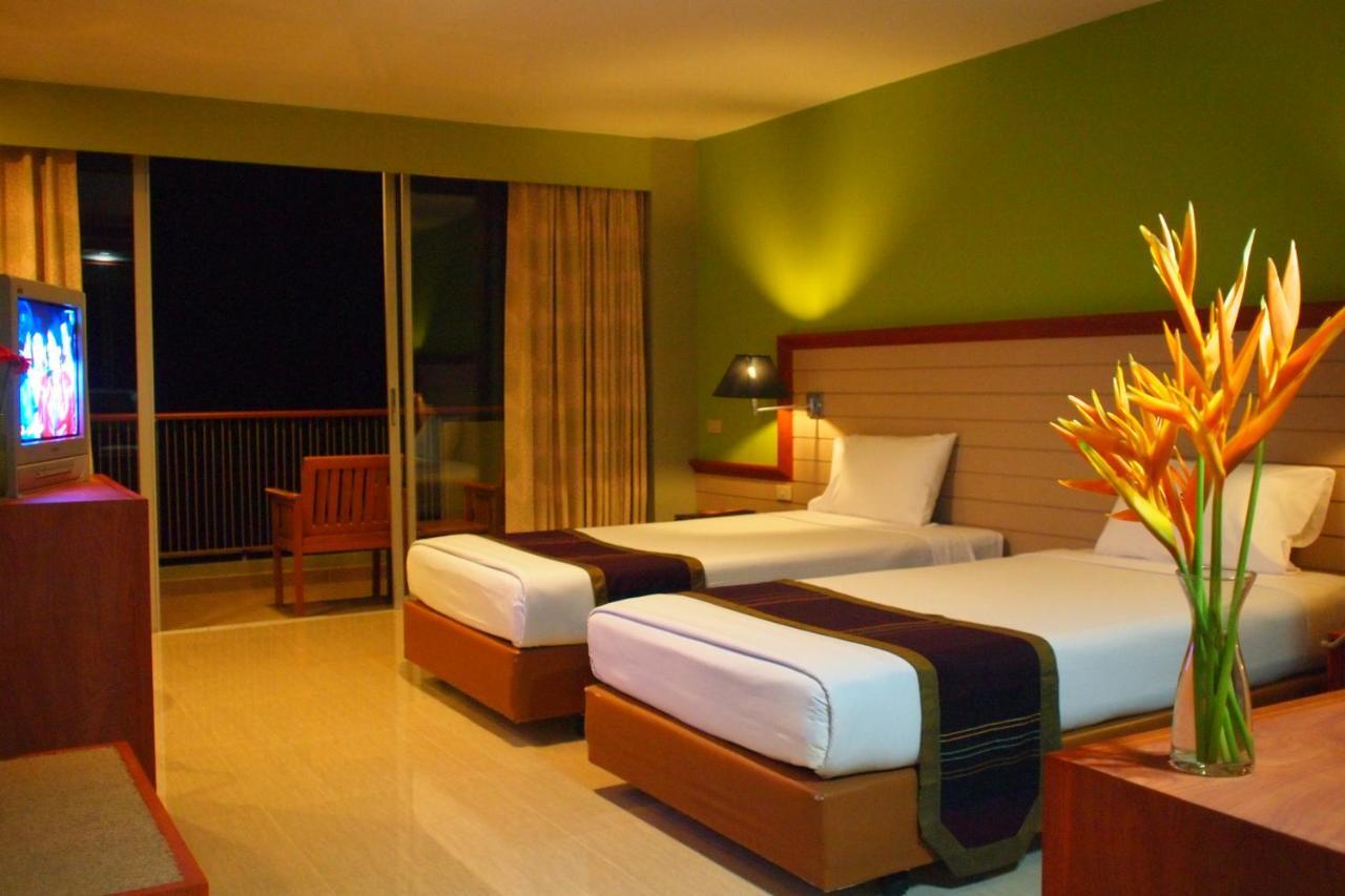 Long Beach Cha-Am Hotel Экстерьер фото